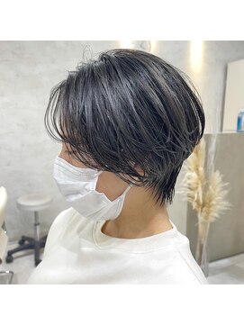 イル(iLu.) ショート/ネイビーショート/ダークネイビー/マッシュショート