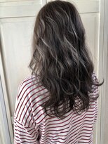 レイア(Leia) カーキグレージュ