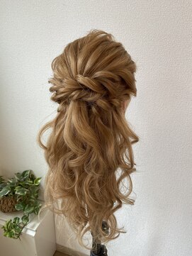 ロカット サロン(Roquat Salon) ロングハーフアップ　【ヘアアレンジ　立川/八王子/立川南/袴】