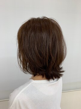 クオリス 赤塚店(QUALIS) 10代20代外ハネレイヤー/ミディアムウルフ/ココアブラウン
