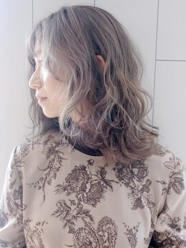 アイティーバイアルバム 松戸店(IT by ALBUM) グレージュ_カーキグレージュマッシュショート_ba318893