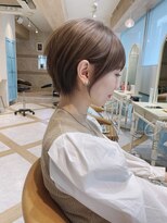 ロンド ストラーダ 心斎橋(Lond strada)&nbsp;【津賀　涼】ショートグレージュカラーボブウルフココアベージュ