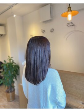 ハッコ(hacco) 艶髪ロング/アッシュブラック/ニュアンスカラー/ストレート