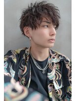 センターパート　スパイラルパーマ　ツイストスパイラル　渋谷