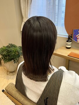 ウェルク(welc) 黒髪グレーベージュレイヤーロング前髪パーマアッシュブラック