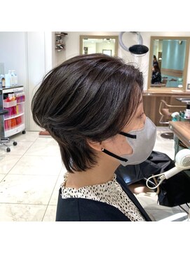 アッシュ 武蔵境店(Ash) 2ブロックボブウルフ