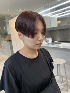 カケル(×.) 30代、40代大人ハンサムショート/アンブレラカラー