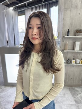 エヴァン(HEVIN) レイヤーカット☆オリーブベージュ☆