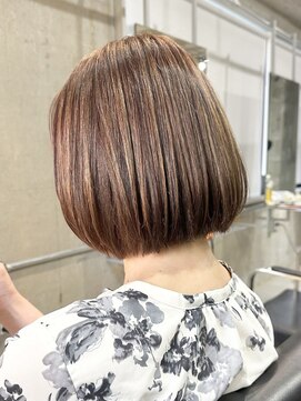 ラック(LUCK) 白髪ぼかしハイライト/船橋/くすみベージュ/細めハイライト