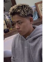 ケーエムシーセントラルルーツ(KMC Central Roots)&nbsp;フェード＆カット+ハイライト