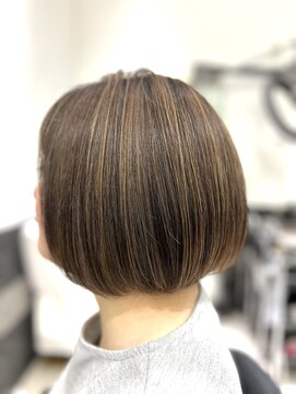 ウェル アアルト 本厚木ミロード店 【aalto本厚木ミロード/遠藤謙介】立体感カラーのボブスタイル