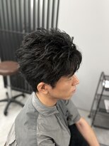 ラルス(Larus)&nbsp;刈り上げセンターパート/波巻きツイストスパイラル/本八幡