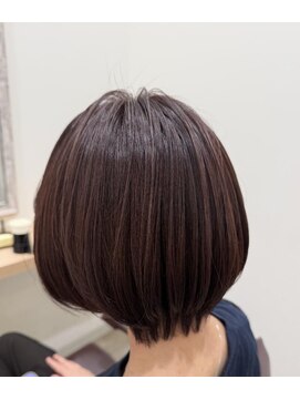 イロヘアミーサ 矢作店(ilo.hair mysa) モーヴアッシュ×丸みショート