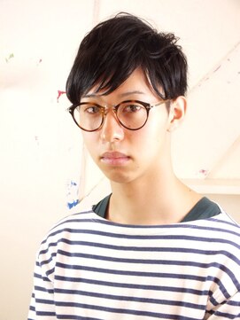 チャクラ アルカ ヘアサロン(Chakura arka Hair Salon) ツーブロック無造作ショートスタイル　[メンズカット/黒染め]