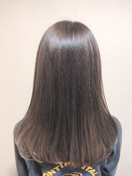 アメリシュシュ 柏(ameri chouchou) Ameri 柏 ブランジュ、透明感グレージュ