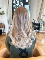 オブヘアーギンザ(Of HAIR GINZA)&nbsp;外国人風ホワイトベージュ☆バレイヤージュカラー