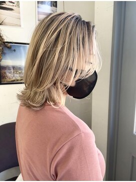 ハート(HART) シャドールーツ×ホワイトベージュ