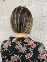 イキ 表参道(iki omotesando)&nbsp;モード/無造作ウェーブ/大人ガーリー[表参道駅]