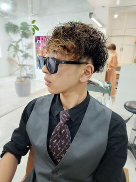 シーバイトリコ 市川(SEA by tricot) スペインカール/ハードパーマ/ツイスト/スパイラル/マッシュ