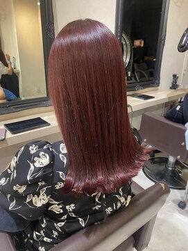 セルカ 新宿(CERCA) ピンクレッド☆【CERCA新宿/新宿西口】