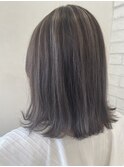 ハイライトで作るアッシュグレージュ