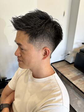 ノーウェル(Nowell) フェードカット