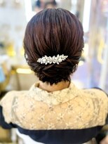 結婚式 二次会 お呼ばれ アップスタイル×ビジューアクセサリー