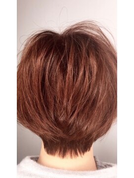 ルッソ チアロ(Lusso chiaro) 丸みショート/レッドブラウン/30代40代50代