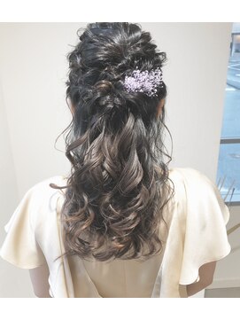 ジーナ 千葉(Zina) ハーフアップ