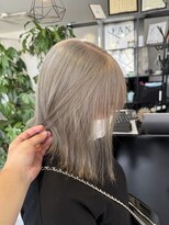 ファン(FAN)&nbsp;ハイトーンミルクティーカラー