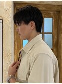 暗髪カラー×センターパート好印象無造作メンズカット