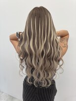 ロサ ファイブヘアー(Rosa..5Hair) エクステバレイヤージュで王道ギャルstyle！