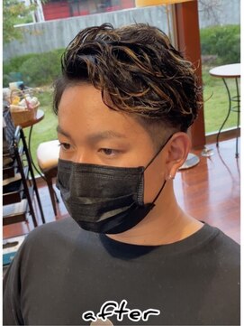 ヴェルデ(VERDE) アップバング　ニュアンスパーマ