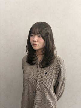 クム 横浜(qumu) 【qumu】ミディアムレイヤー×オリーブ