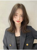 顔周りレイヤーカットくびれヘアミルクティーベージュカラー韓国