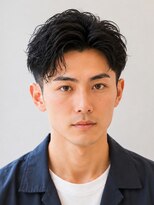 サーカス バイ ビュートリアム 青山(CIRCUS by BEAUTRIUM)&nbsp;大人メンズ爽やかアップバングパーマツーブロック