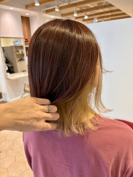 アズールサン 草加西口店(azule-sun) インナーカラー,ブロンド×ボルドーピンク,レイヤーボブ【草加】