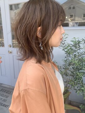 ヘアーワークスヴィクサス(HAIR WORKS VIXUS) 【山口祐子】ラベンダーベージュ/ミディアムボブ