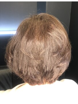 サローネデ アグスティナ バイ サンバンチ(salones de agustina by sanbanchi) ウォームブラウン　【agustina   TAKAKO】