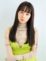 オト(Oto) ワイドバングのロングスタイル