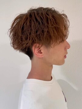 ザ サードヘアー 津田沼 annex(THE 3rd HAIR) センターパートツイストミックスパーマ［津田沼駅/メンズ］