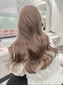 ジーナ 名駅(XENA.) くすみ感のあるブラウンベージュ◎