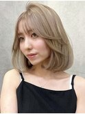 ミディアムヘアグレージュカラーデザインカラーシルキーベージュ