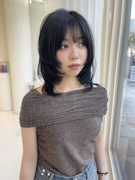 ハイブ 金沢(Hive) ミディアムレイヤーブルーブラック美肌カラー顔まわりカット