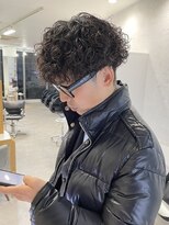 アーリー(Ali'i)&nbsp;30代プードルスパイラルパーマ刈り上げマッシュ