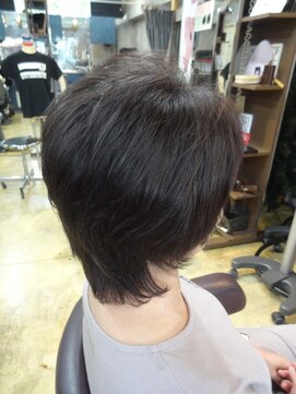 ヴァンテアン 巣鴨店 大人女性ののウルフレイヤースタイル♪カットが好評【王子】