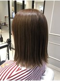直毛さんに人気きりっぱなしボブ　明るめベージュカラー(銀座)