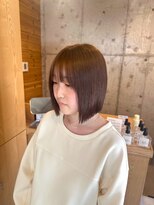 カフネ ジュントス ヨロ(Cafune' juntos YOLO)&nbsp;ボブ/切りっぱなし/ベージュカラー