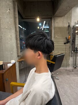 タメ(tame-) サーフカール/フェザーパーマ/ブルーブラック【都賀/メンズ】