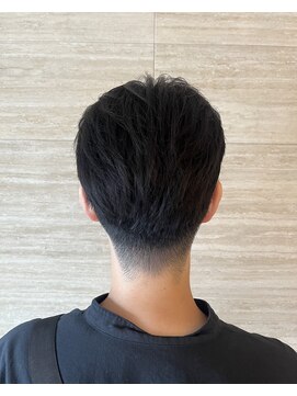 ヘアー スニップ(hair snip) 清潔感すっきりセンターパート【上桂/桂】